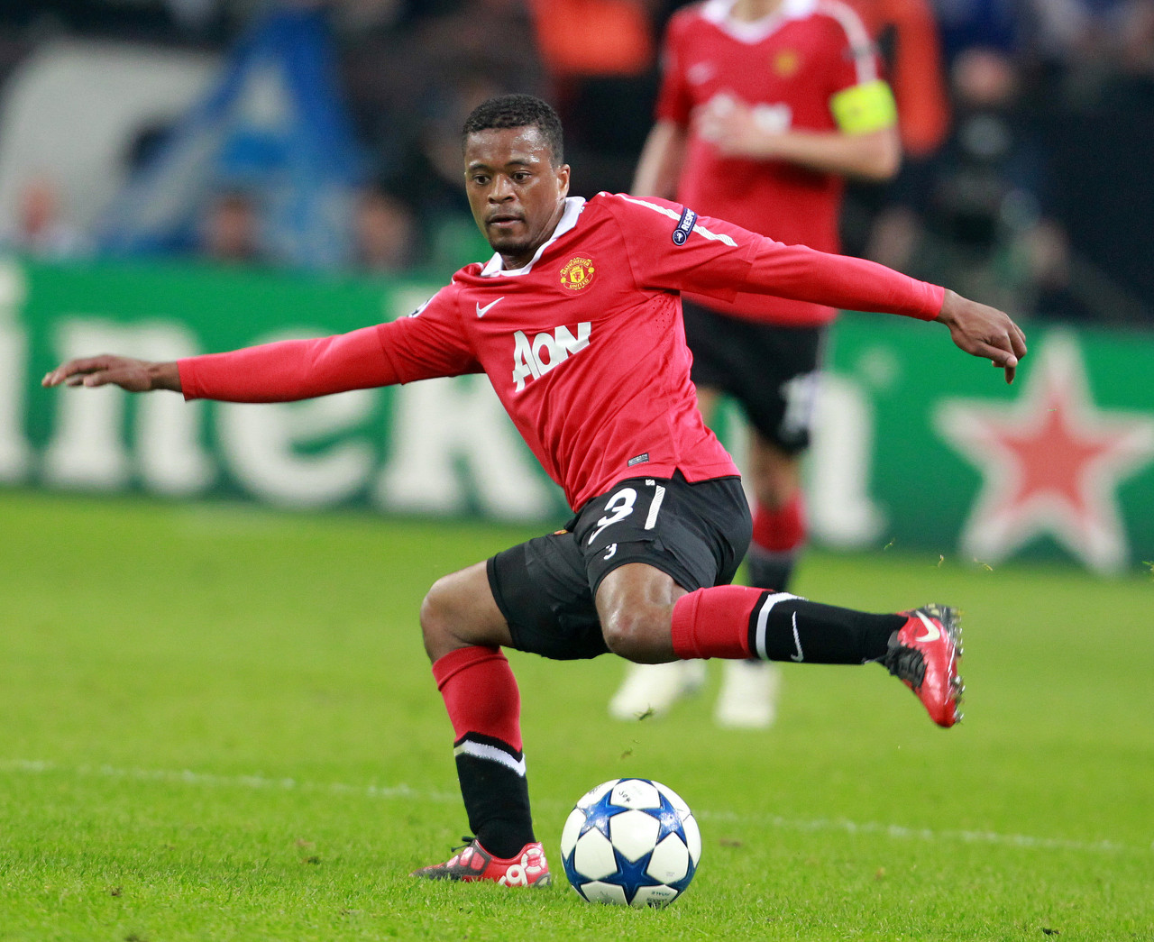 眼中满是骄 眼中满是骄